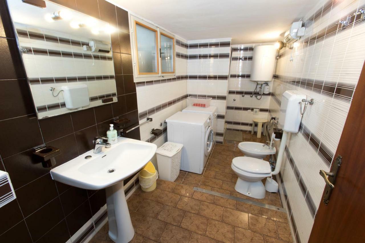 Sobe Pri Anici Hotel Koper Bagian luar foto